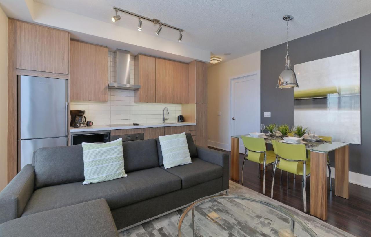 Delsuites - 300 Front Street - 30 Night Stays Toronto Eksteriør bilde