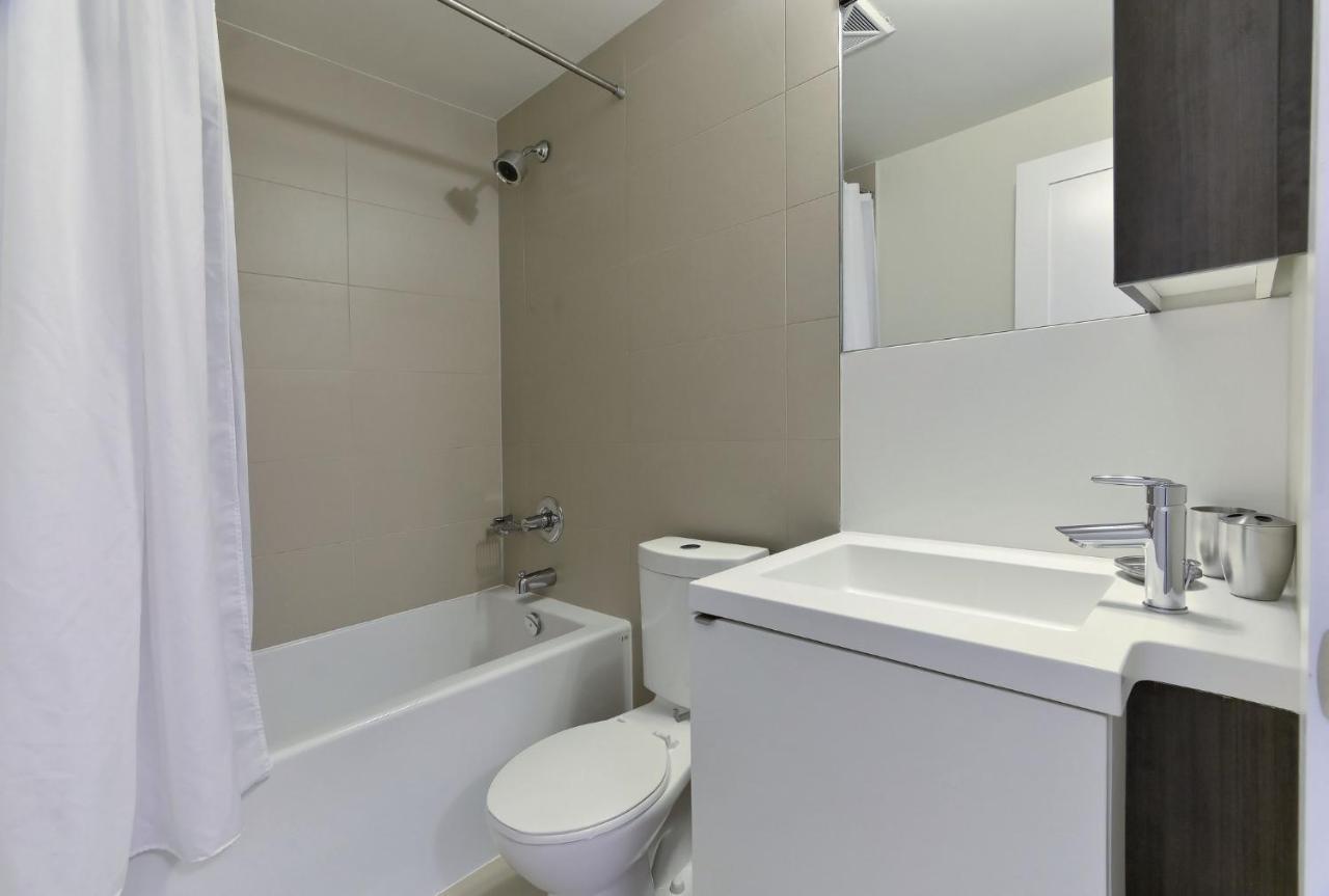 Delsuites - 300 Front Street - 30 Night Stays Toronto Eksteriør bilde